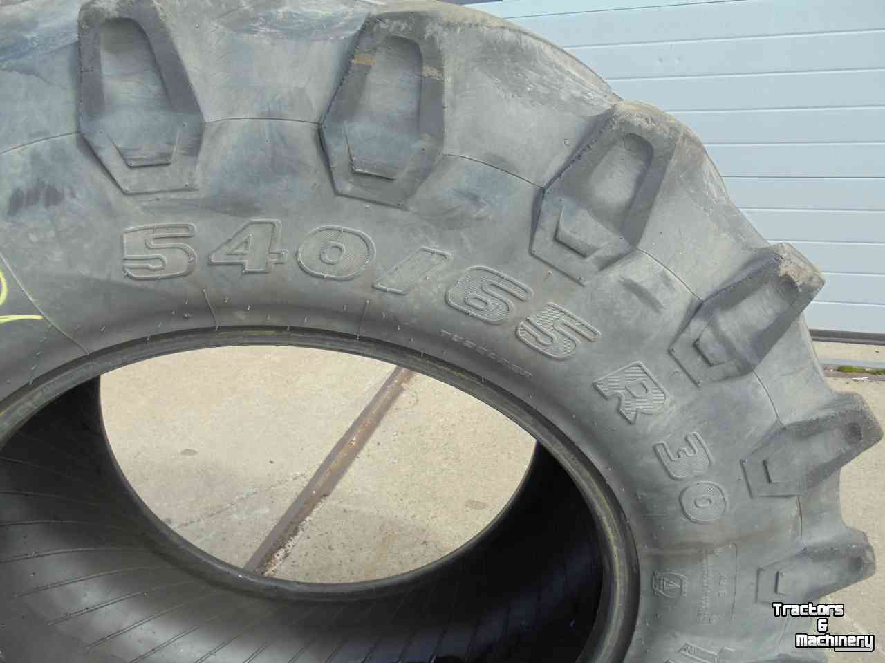 Wheels, Tyres, Rims & Dual spacers Trelleborg 540/65R30 TM800 trekkerband tractorband voorband achterband (Trelleborg)