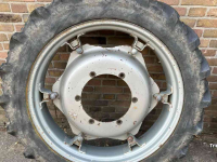 Wheels, Tyres, Rims & Dual spacers Kleber 9.5R32 + 12.4R46