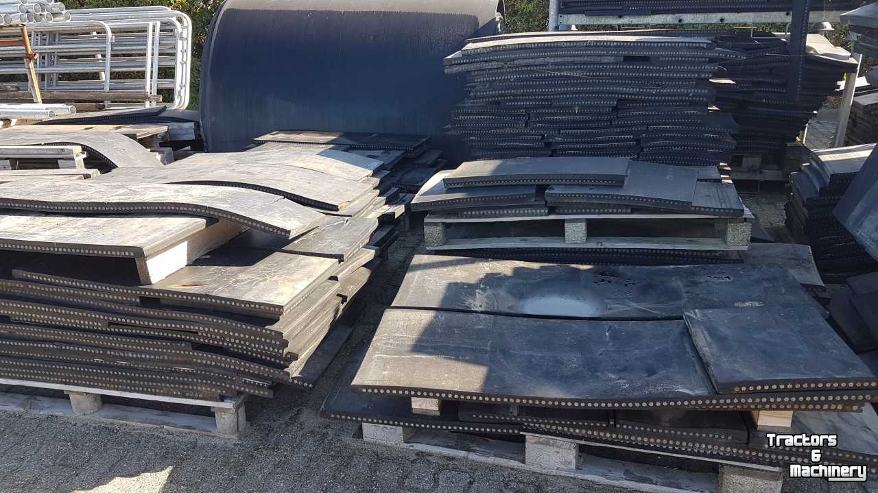 Rubber yard scraper Qmac 50% op 2e keus Rubbermatten voor sneeuwschuif - mestschuif met staalinlage