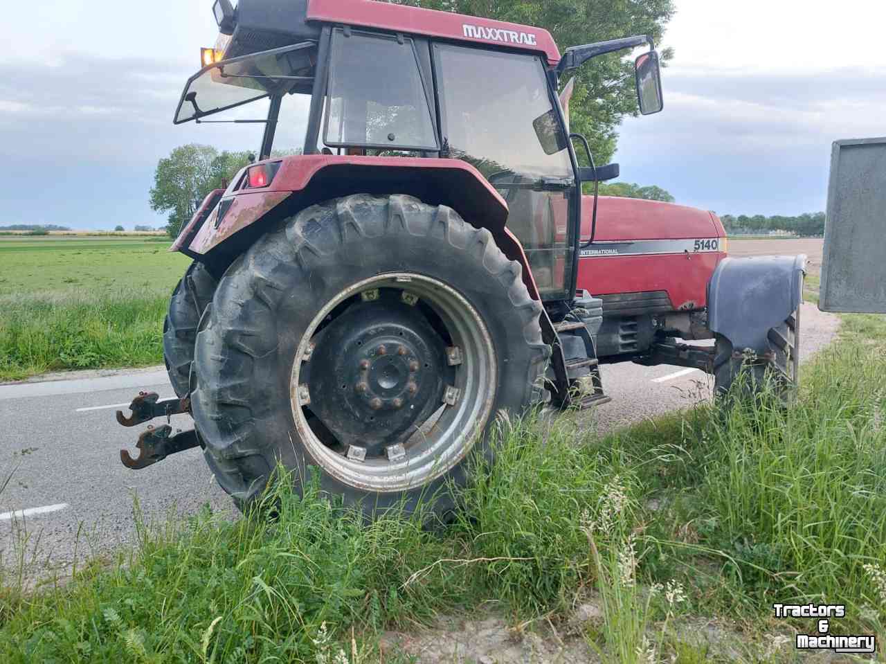 Tractors Case-IH 5130