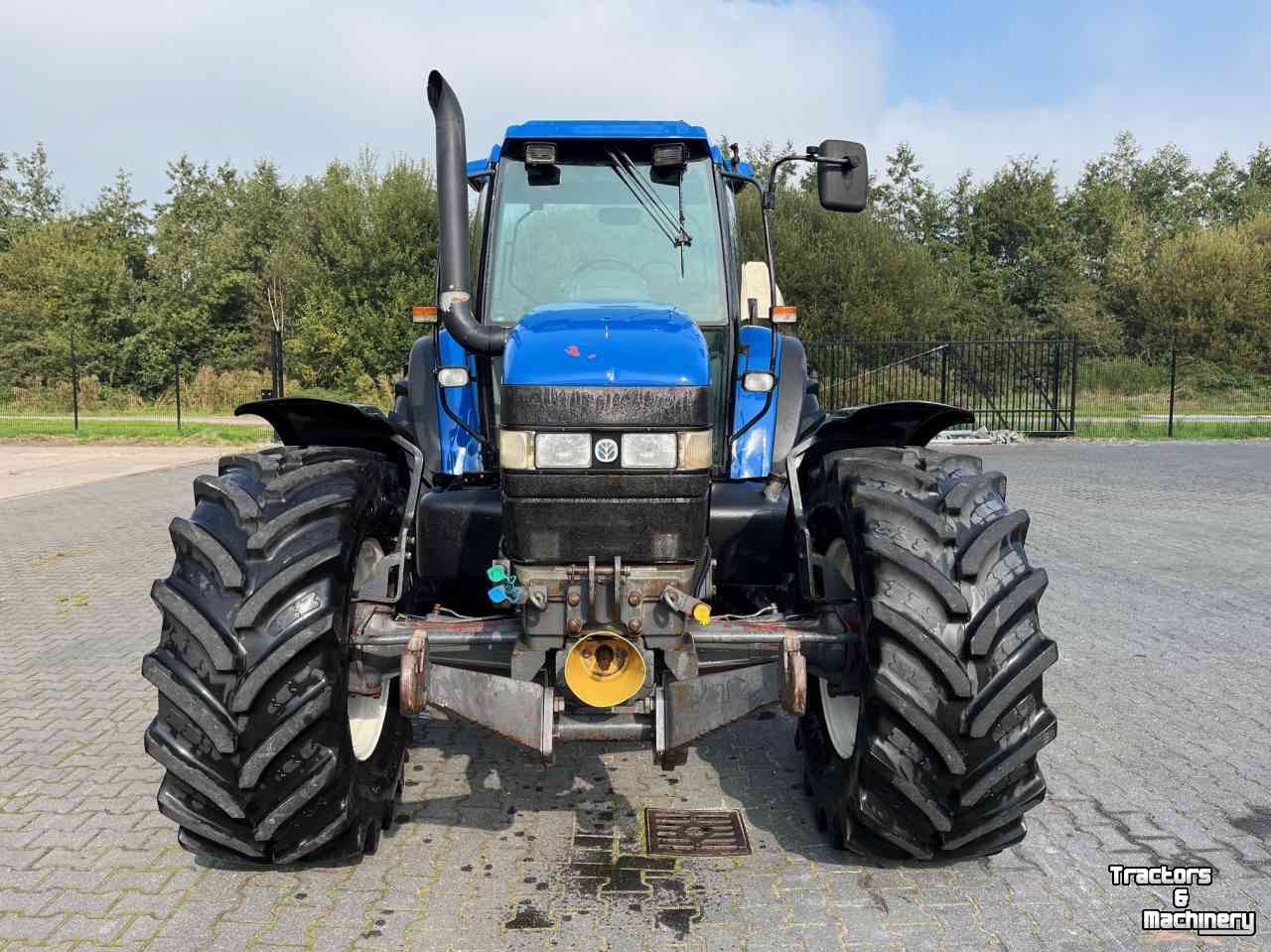 Tractors New Holland M135 Range Command, Creeper