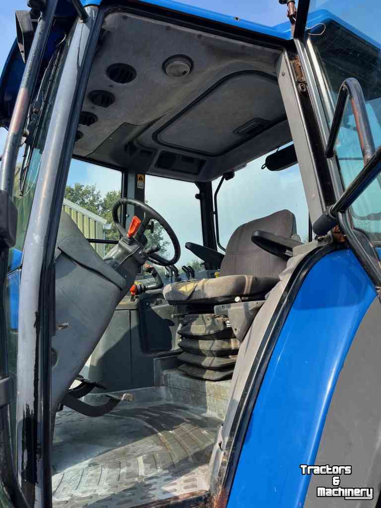 Tractors New Holland M135 Range Command, Creeper