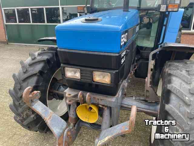 Tractors New Holland Ford 6640 SLE 40km, Zuidberg fronthef + frontpto