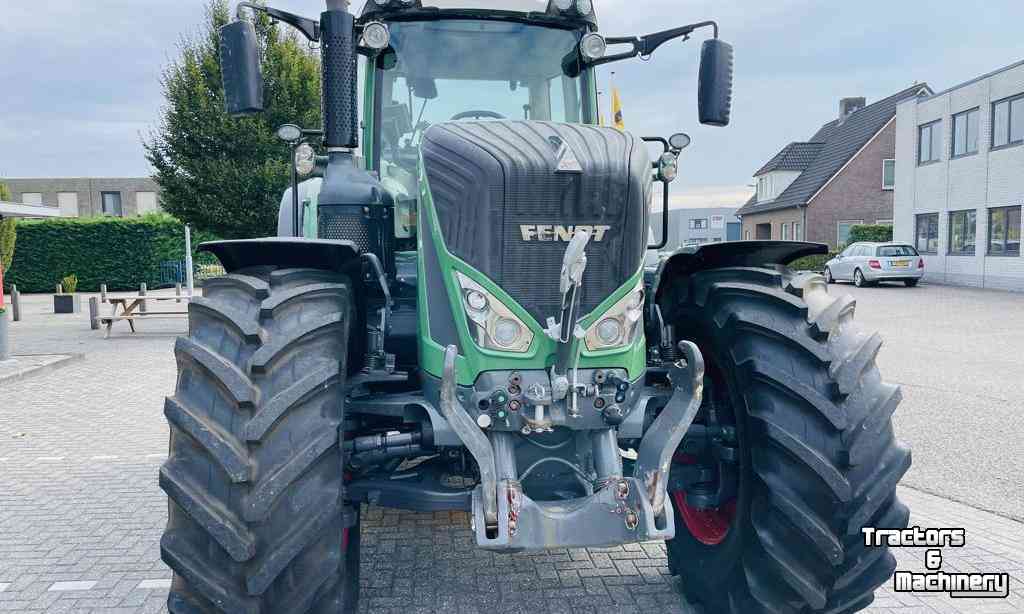 Tractors Fendt 930 Vario Profi Plus Tractor