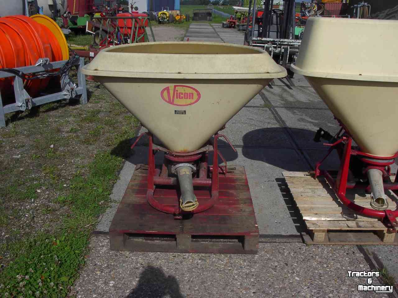 Fertilizer spreader Vicon PS 600