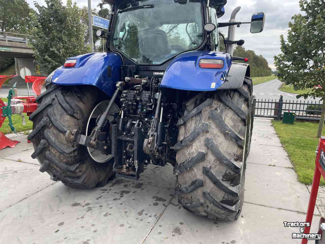 Tractors New Holland T7.270 blue Power (puma 230 CVX )