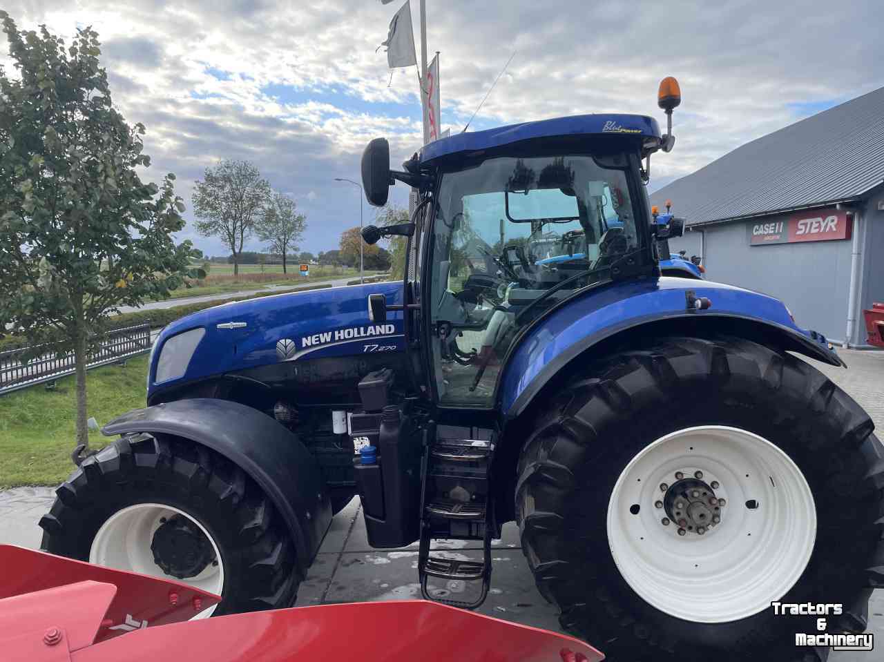 Tractors New Holland T7.270 blue Power (puma 230 CVX )