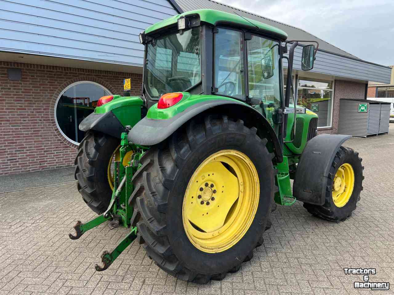 Tractors John Deere 6220 se