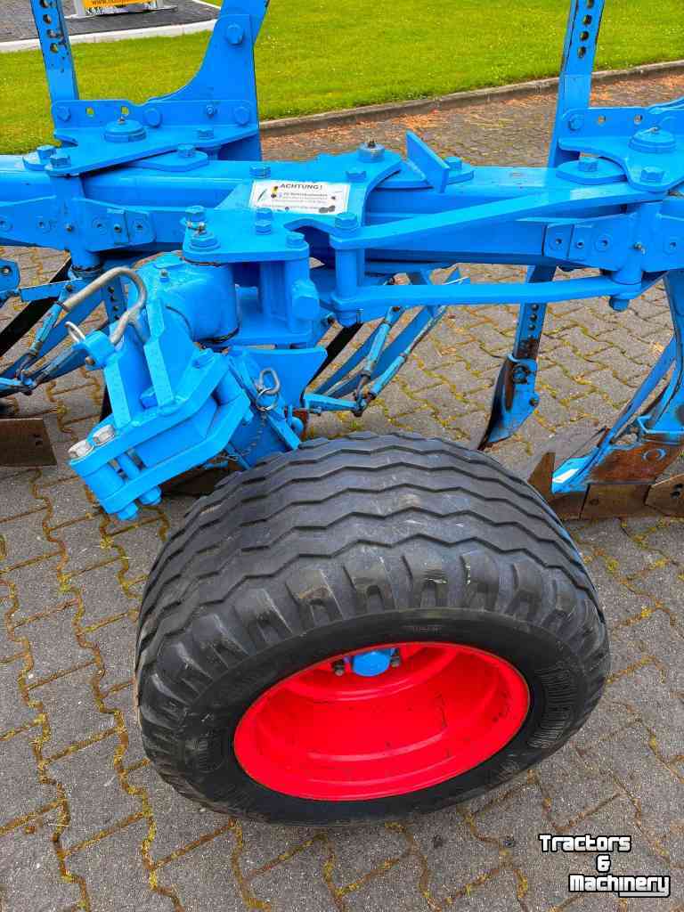 Ploughs Lemken VariOpal 8