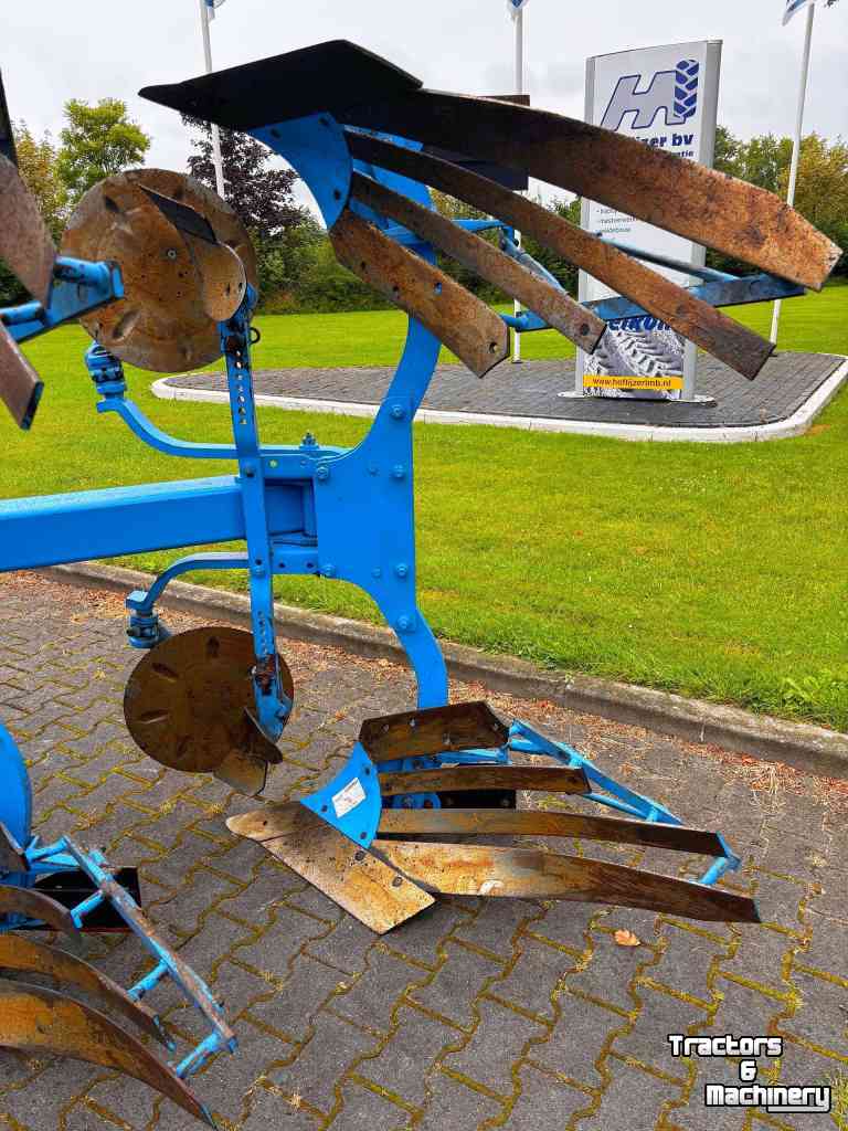 Ploughs Lemken VariOpal 8