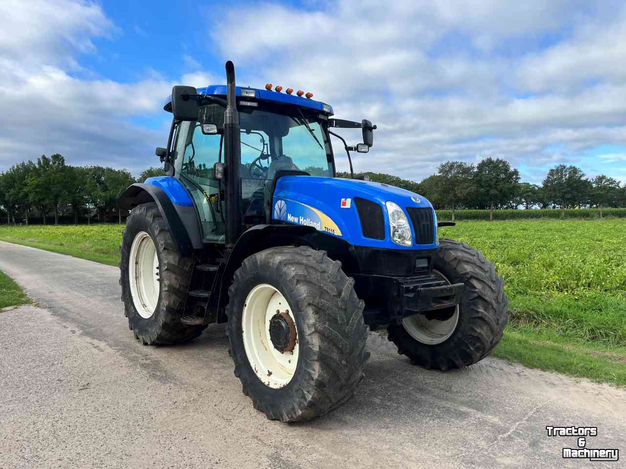 Tractors New Holland TS115A