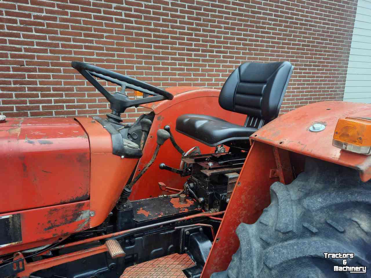 Tractors Case-IH 733 4wd