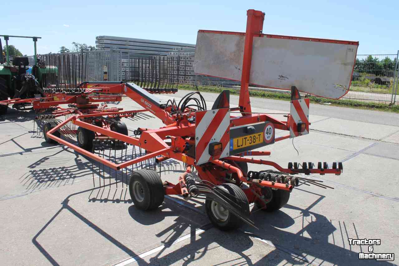 Rake Kuhn GA6622 dubbele cirkelhark wiersmachine hark rugger zijafleg treintjeshark