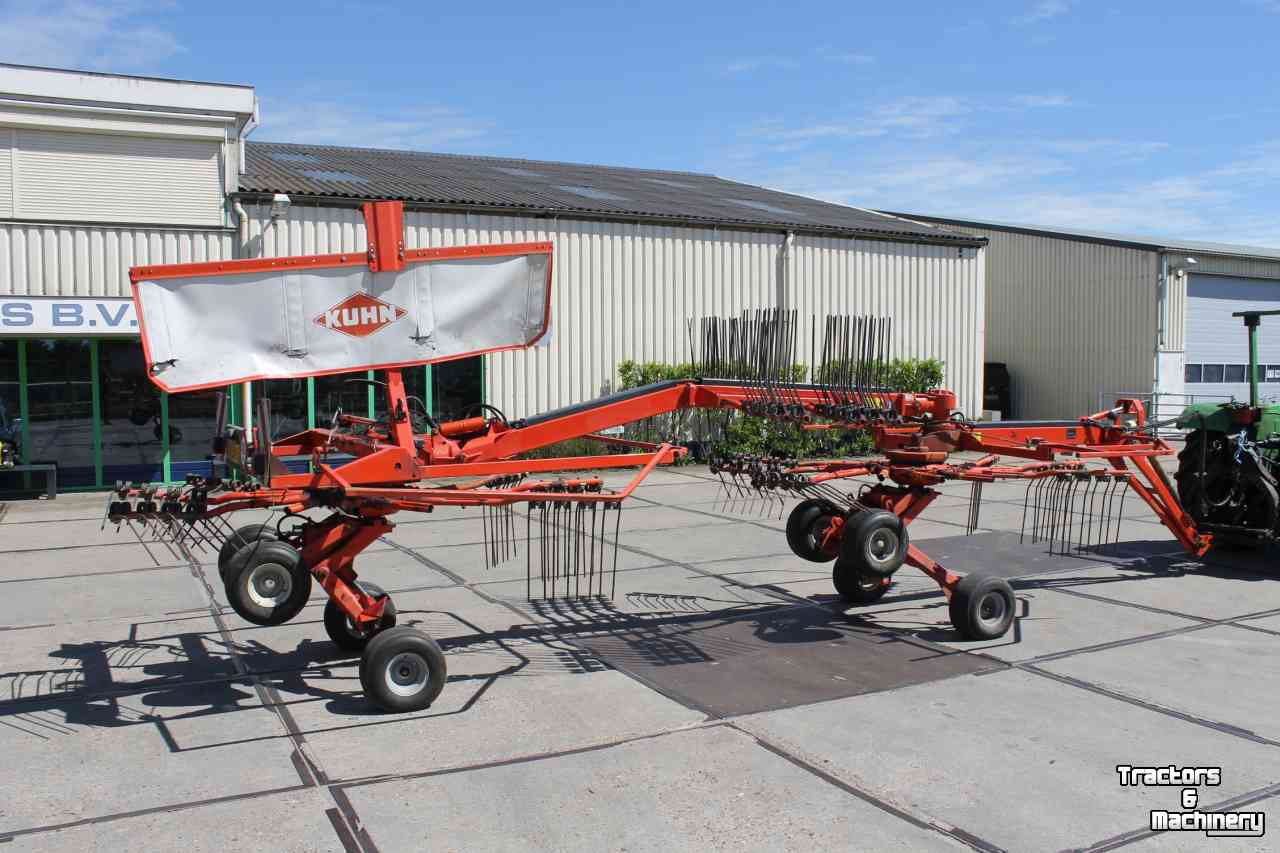 Rake Kuhn GA6622 dubbele cirkelhark wiersmachine hark rugger zijafleg treintjeshark