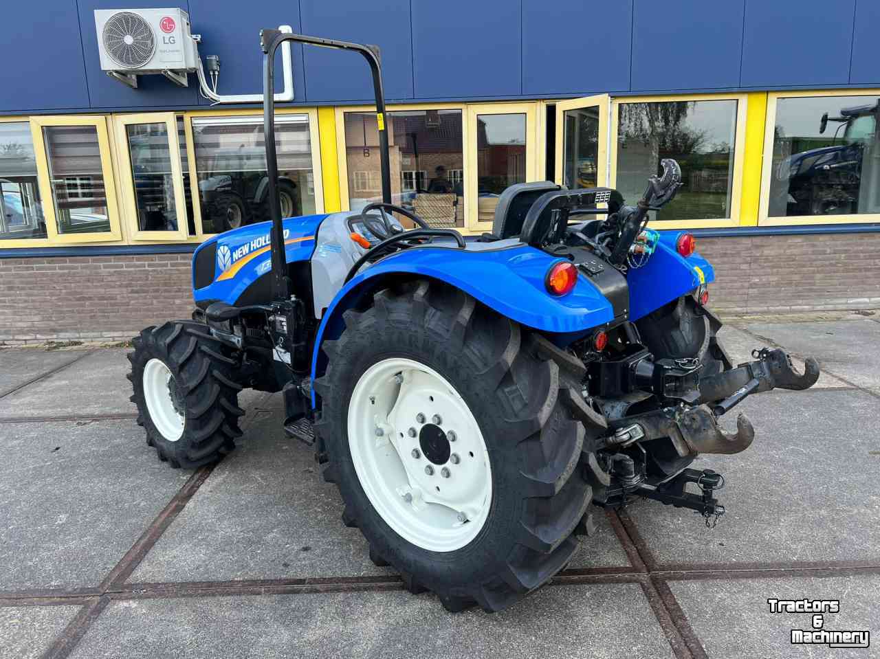 Tractors New Holland T3.55F tractor trekker tracteur