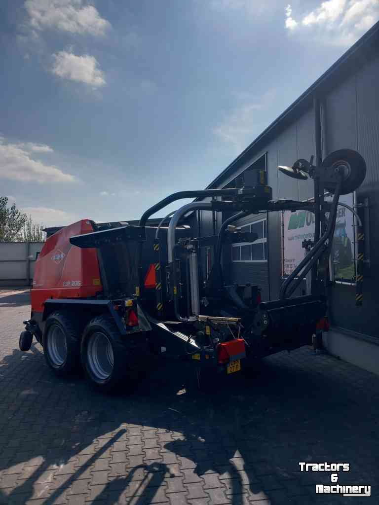 Balers Kuhn FBP 2135 met 3D