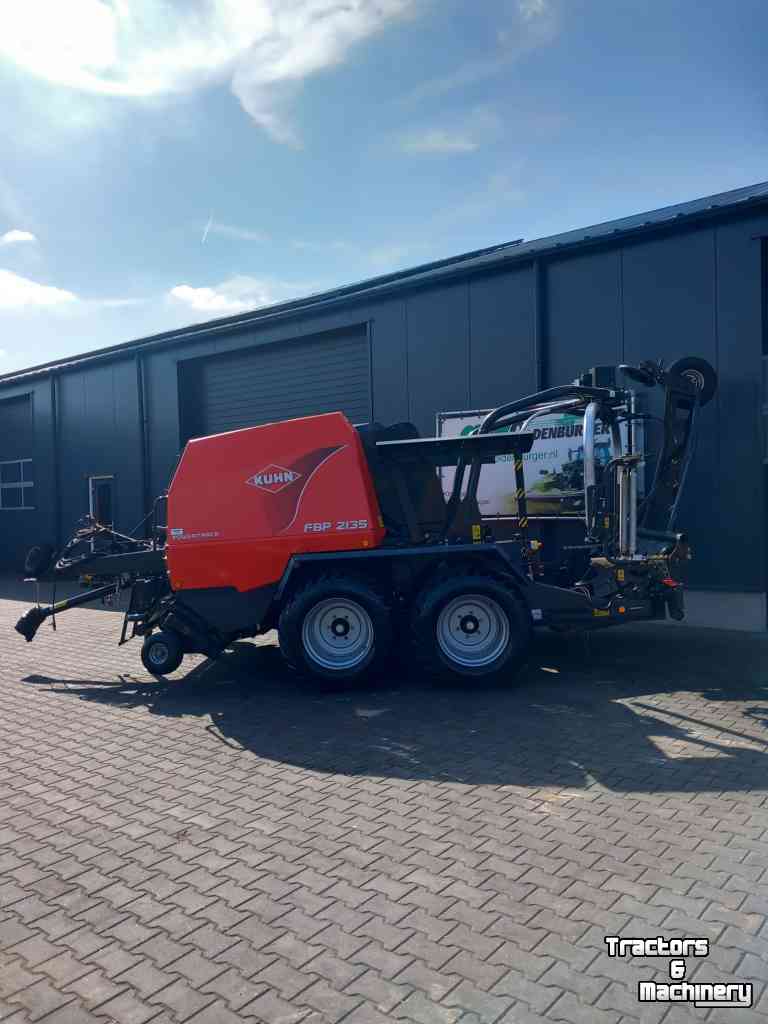 Balers Kuhn FBP 2135 met 3D