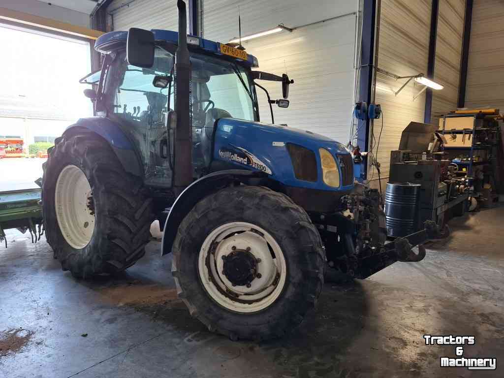 Tractors New Holland TS100A Dual Command met kruip, in klantoverdracht