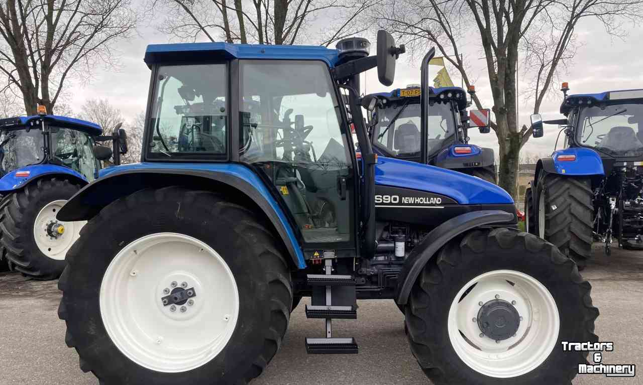 Tractors New Holland TS 90 Tractor