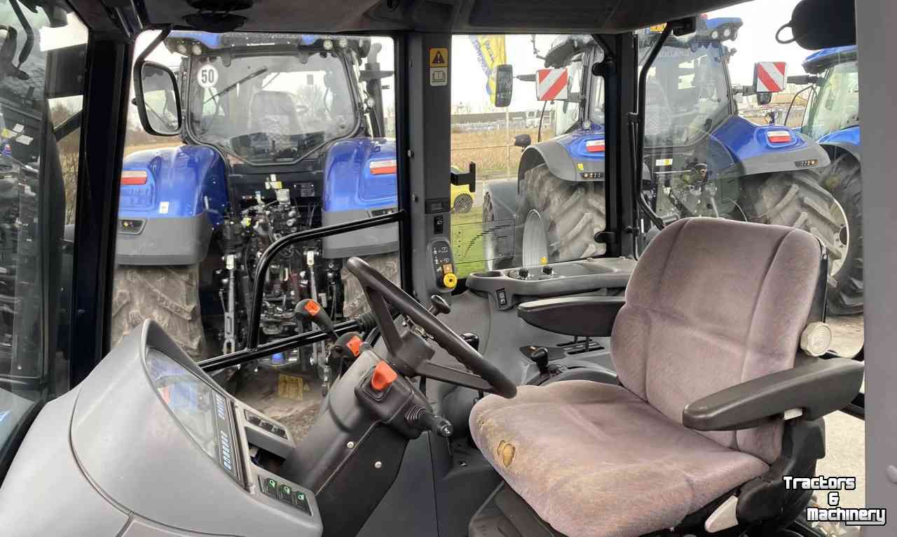 Tractors New Holland TS 90 Tractor