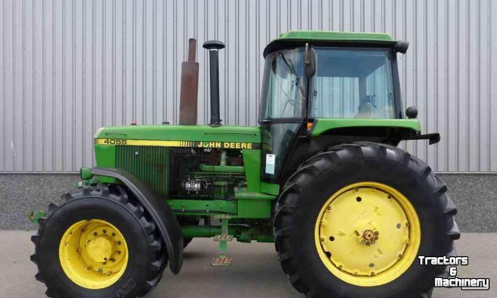 Tractors John Deere 4055 4WD Tractor