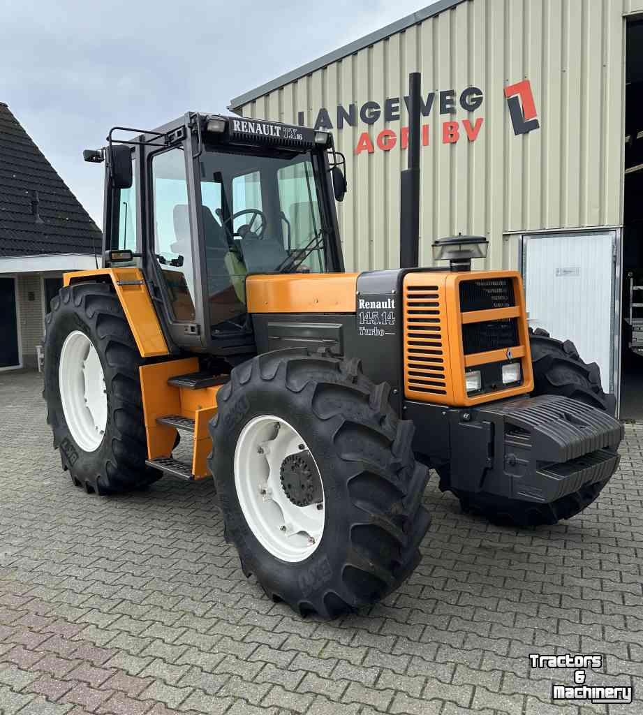 Tractors Renault 145-14 TX