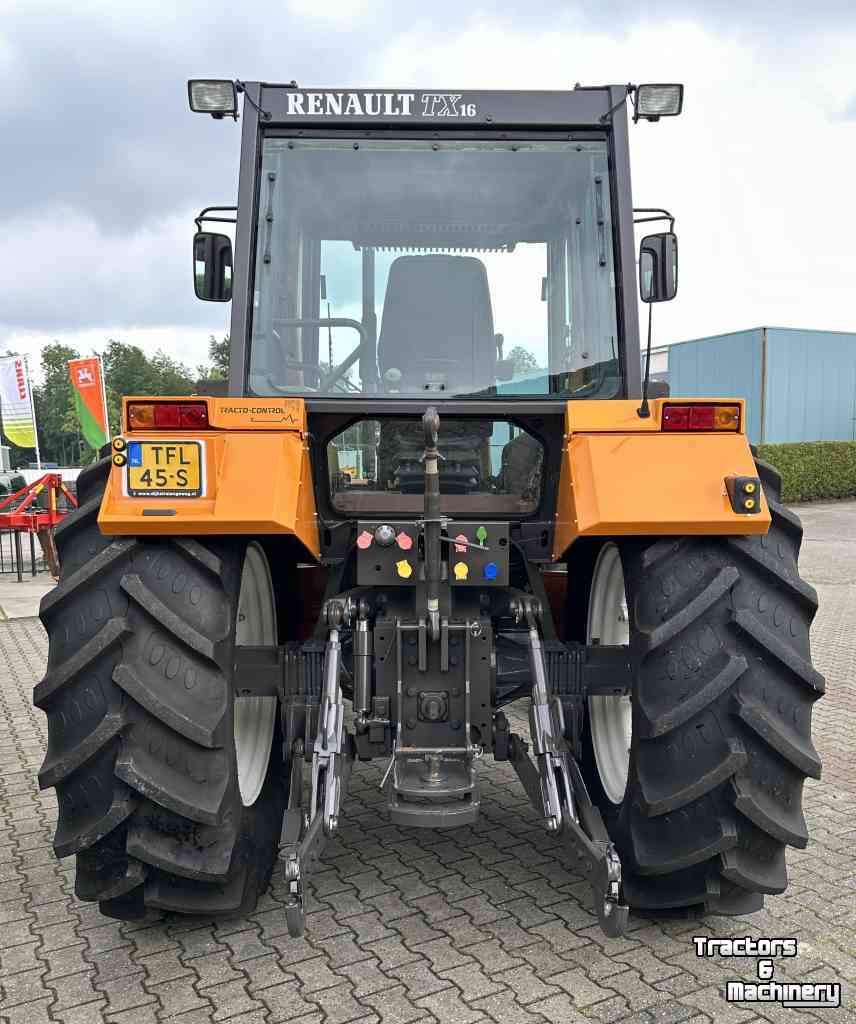 Tractors Renault 145-14 TX