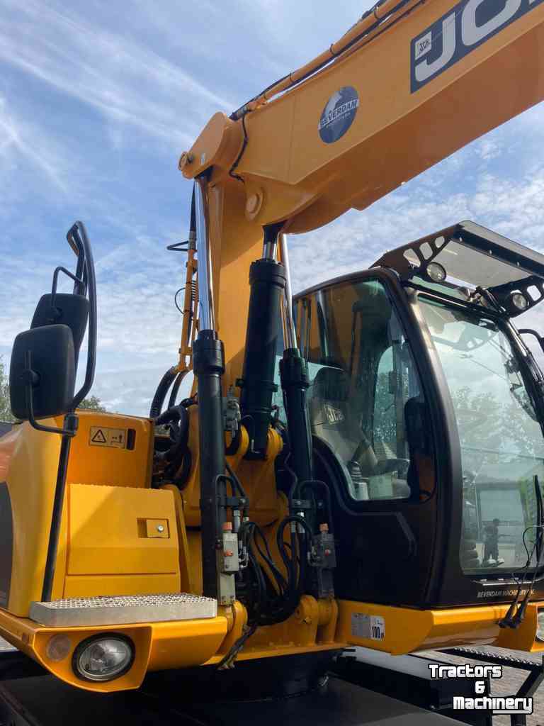 Excavator mobile JCB JS145W