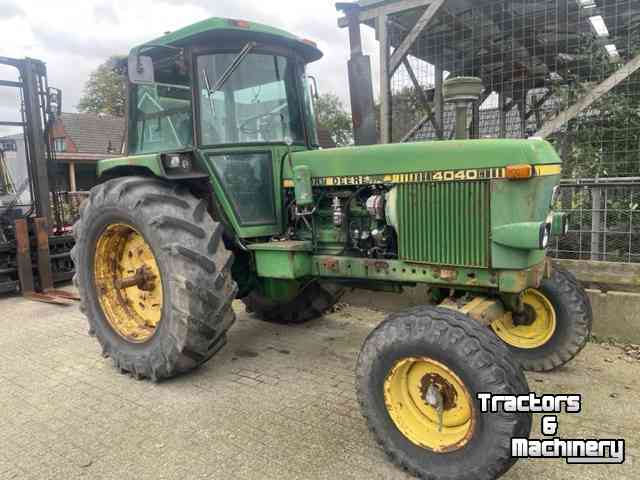 Tractors John Deere 4040 QR