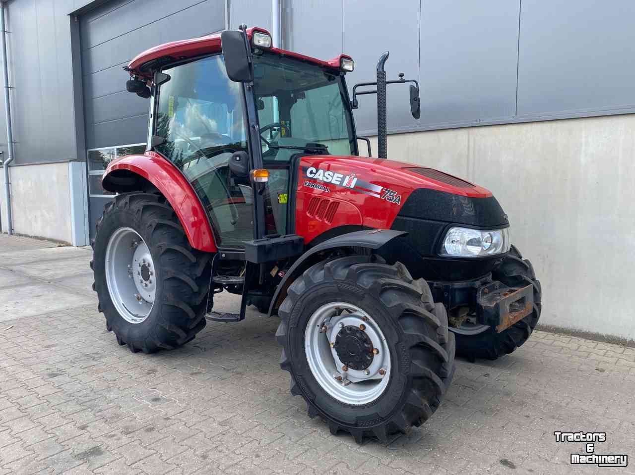 Tractors Case-IH Case IH Farmall 75A,  slechts 2200uur