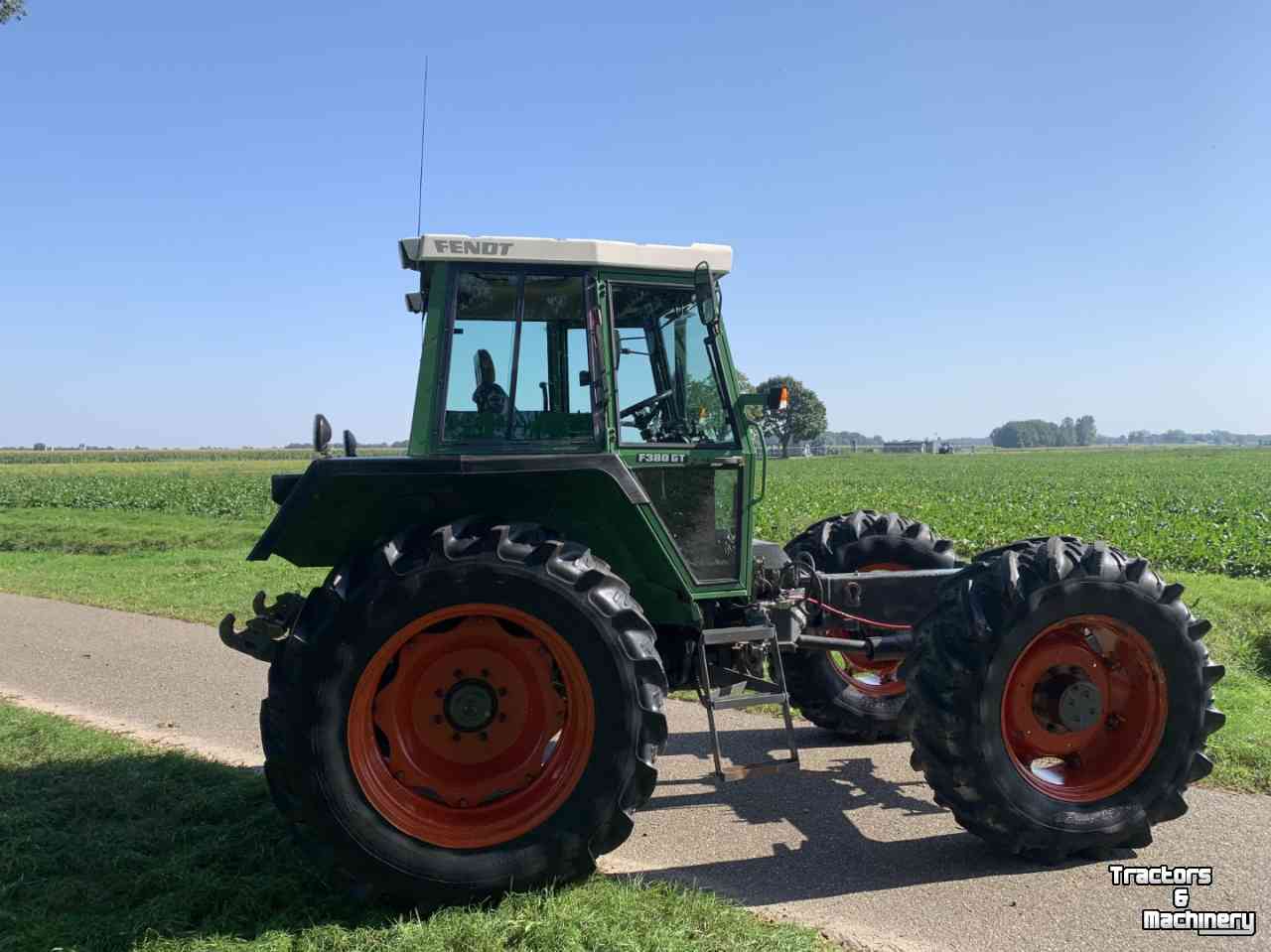 Tractors Fendt 380 GT werktuigendrager