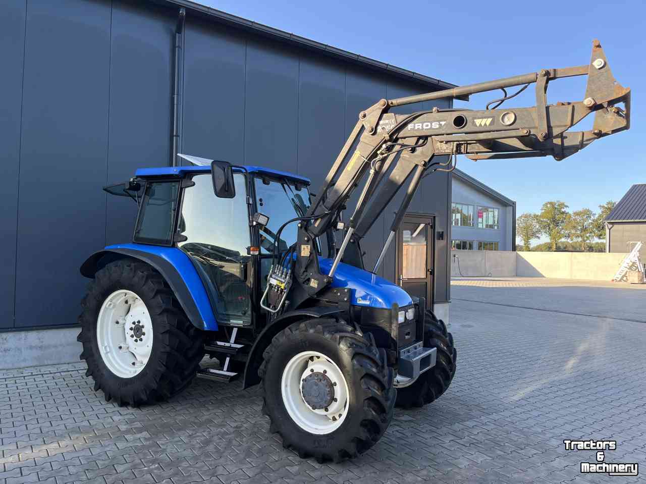 Tractors New Holland TL90