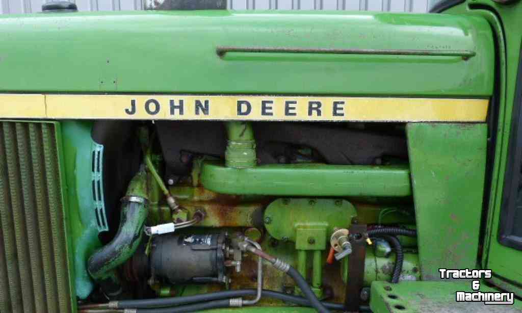 Tractors John Deere 4230 2wd Powershift Tractor