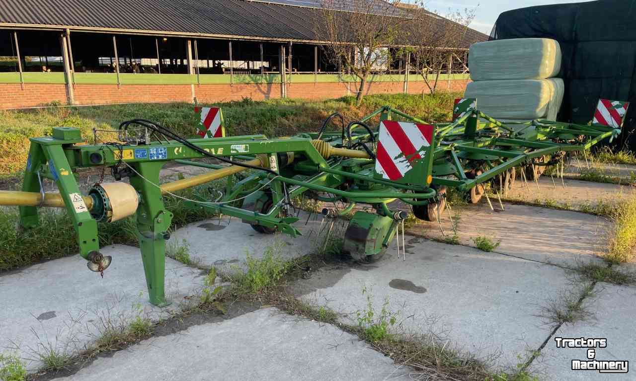 Tedder Krone KW 13.02/12 T Schudder