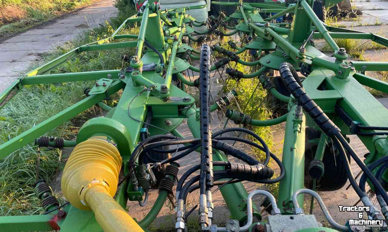 Tedder Krone KW 13.02/12 T Schudder