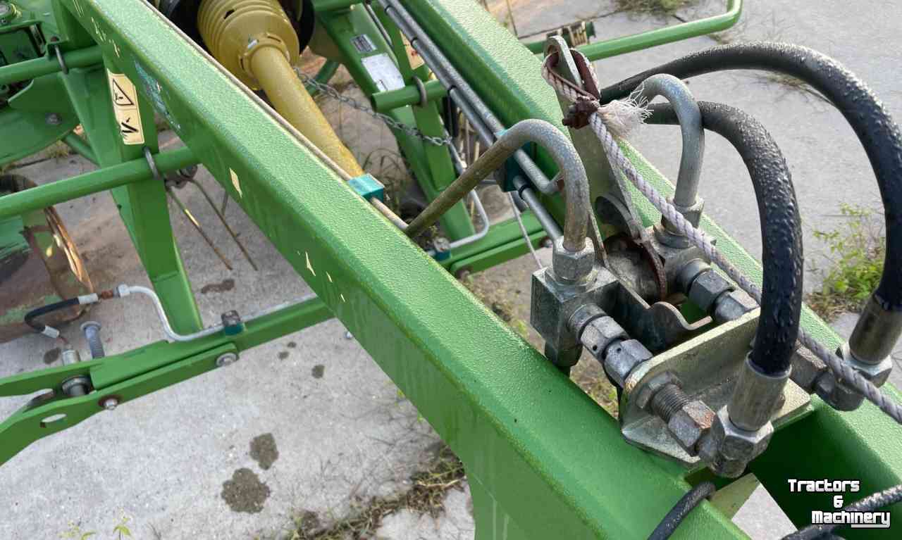 Tedder Krone KW 13.02/12 T Schudder