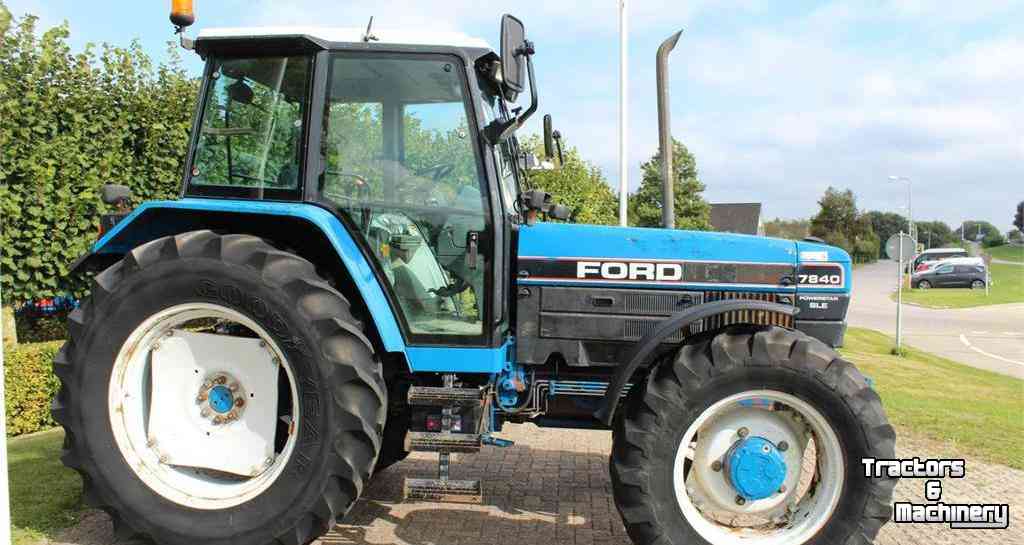 Tractors Ford 7840 SLE Tractor