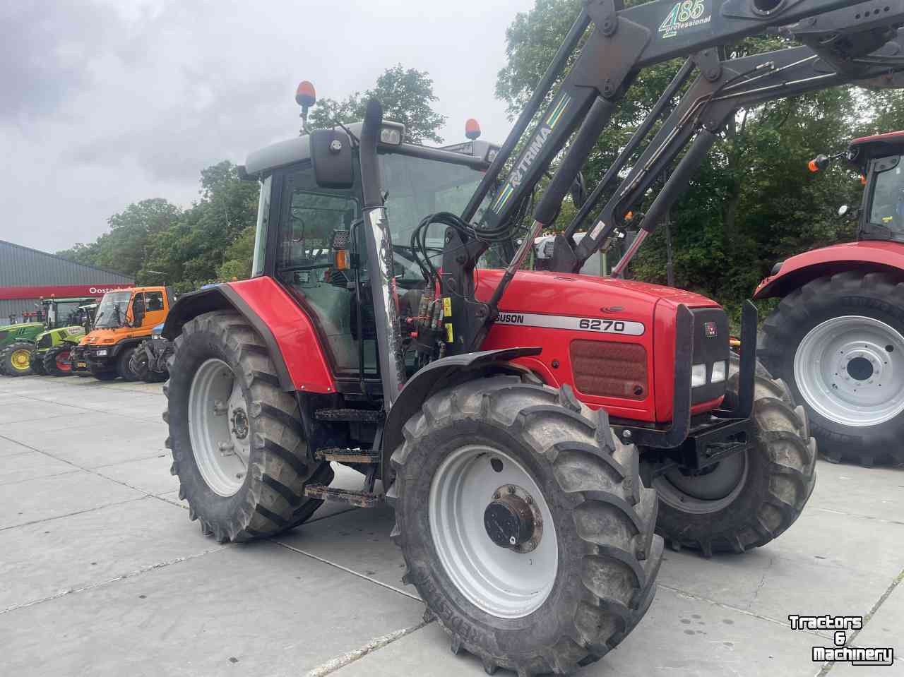 Tractors Massey Ferguson 6270 met voorlader