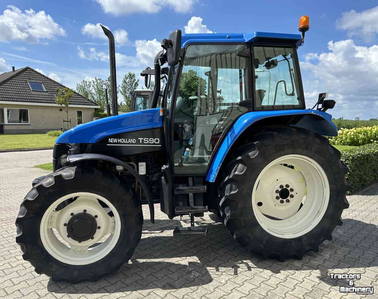 Tractors New Holland TS 90