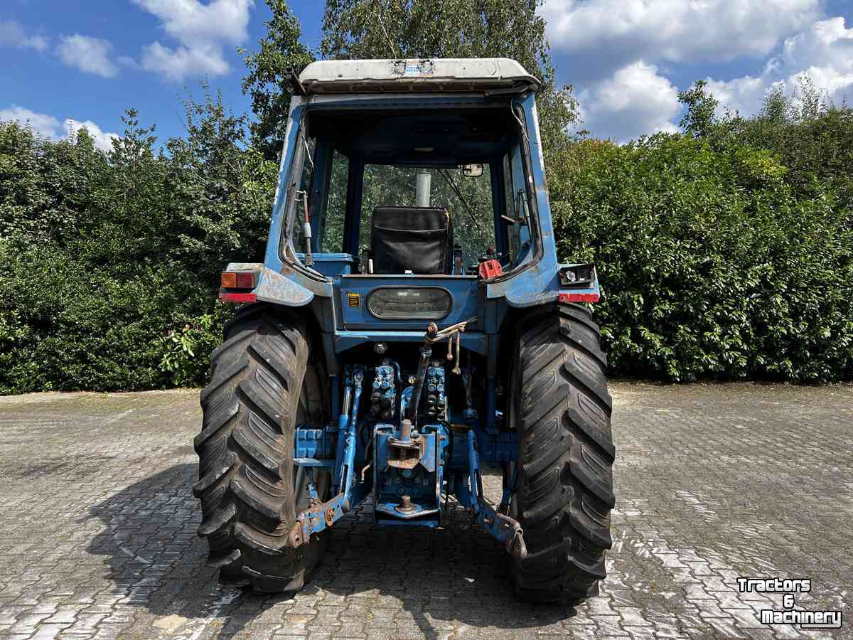 Tractors Ford 6710