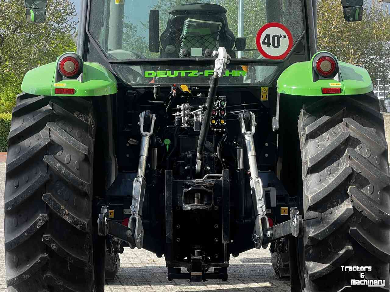 Tractors Deutz-Fahr 5125GS 30-30 3Speed Powershift 40km