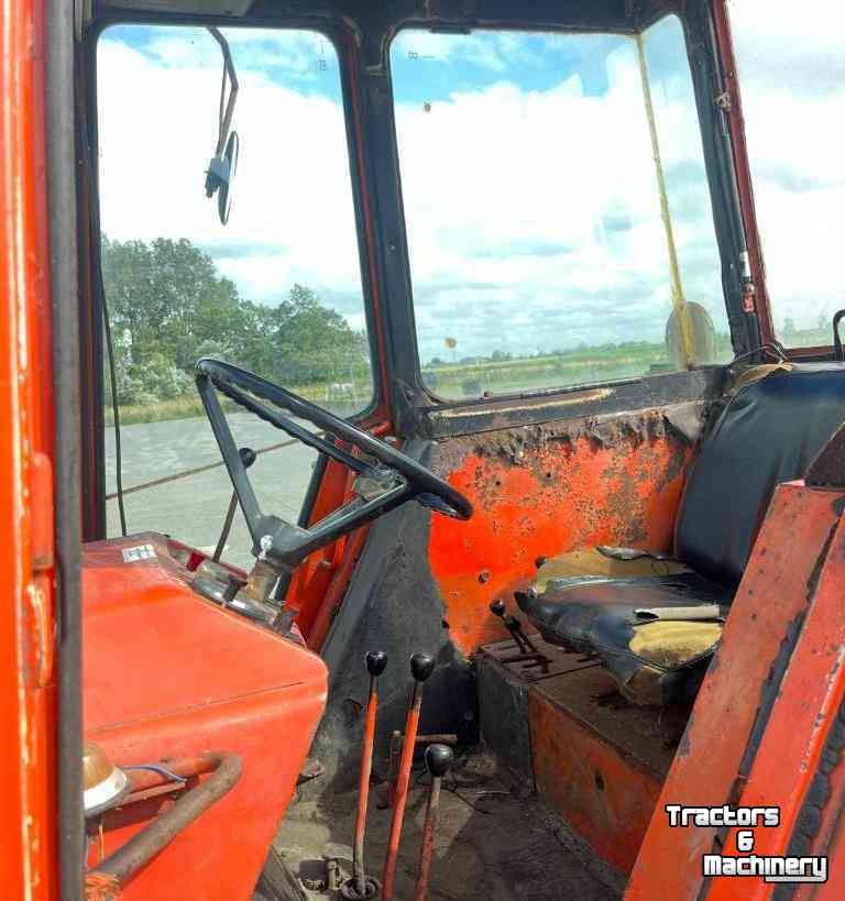 Tractors Renault 951-4 Tractor