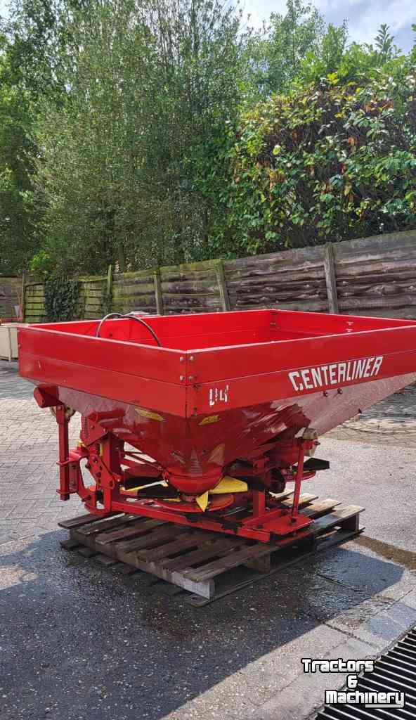 Fertilizer spreader Lely Centerliner SE Kunstmeststrooier