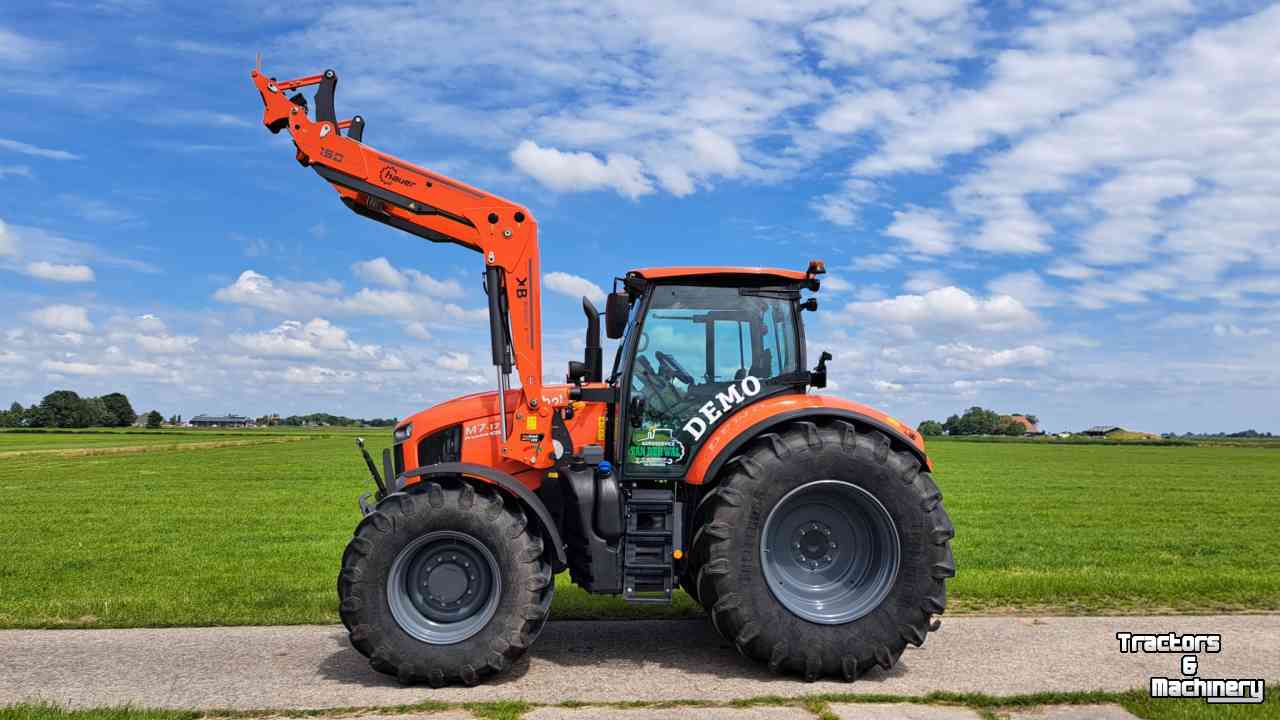 Tractors Kubota M7173 M7-173 KVT