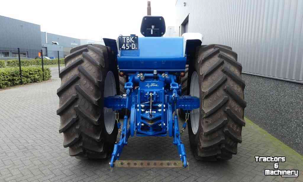 Tractors Ford 9600 4WD Tractor