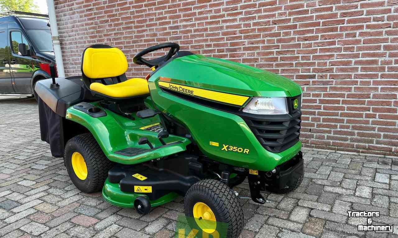 Mower self-propelled John Deere X350R Zitmaaier