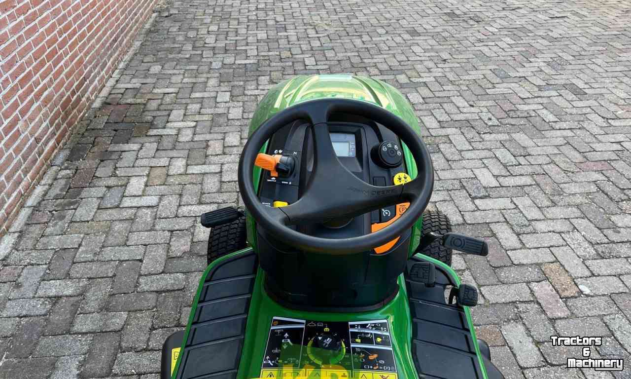 Mower self-propelled John Deere X350R Zitmaaier