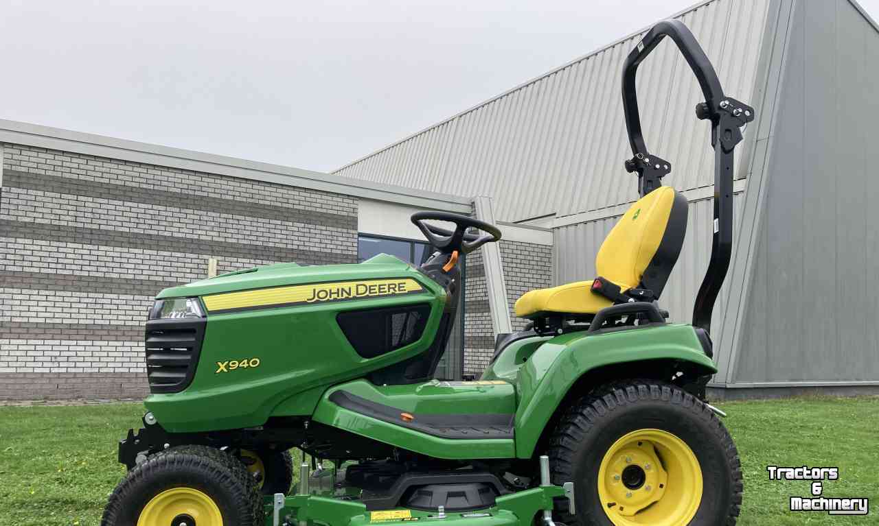 Mower self-propelled John Deere X940 Zitmaaier