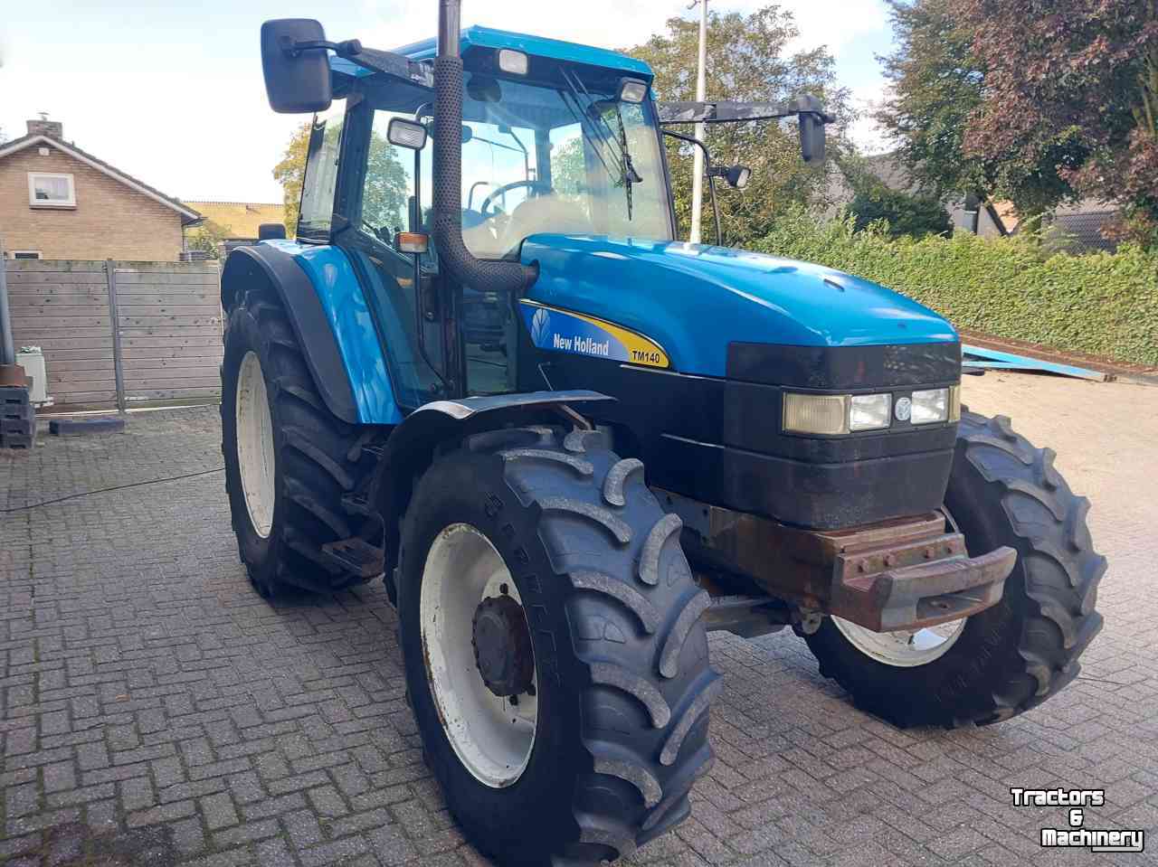 Tractors New Holland TM 135