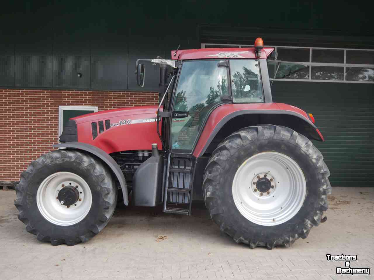 Tractors Case-IH CVX 130